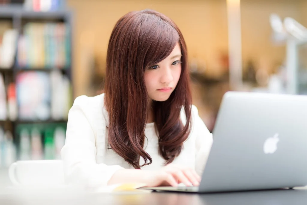 秘書のメール整理術とは？